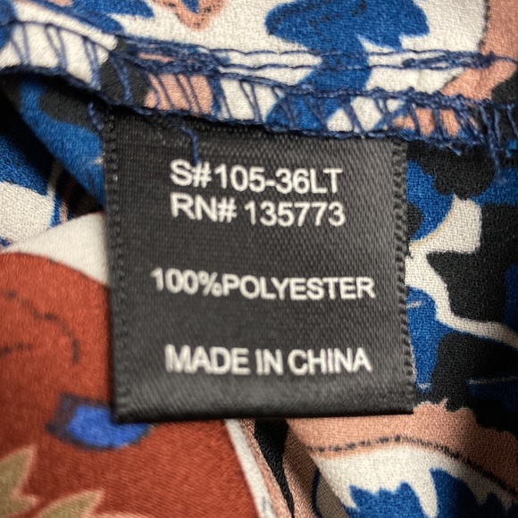 NWT- Olivaceous Sheer Blouse - Picture 6 of 7